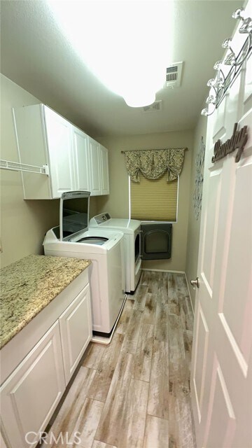 Building Photo - 29348 Castlewood Drive