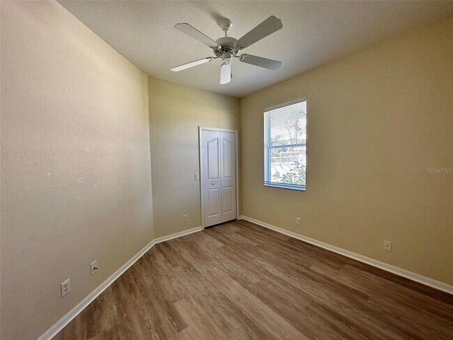 Building Photo - 3643 Spinner Ave
