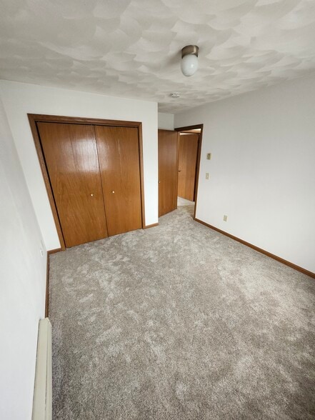 Building Photo - 4650 Hayes Rd