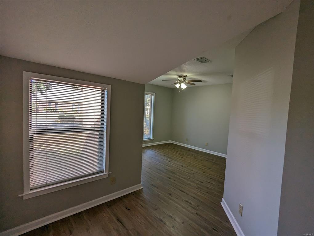 Building Photo - 6272 Bell Gables