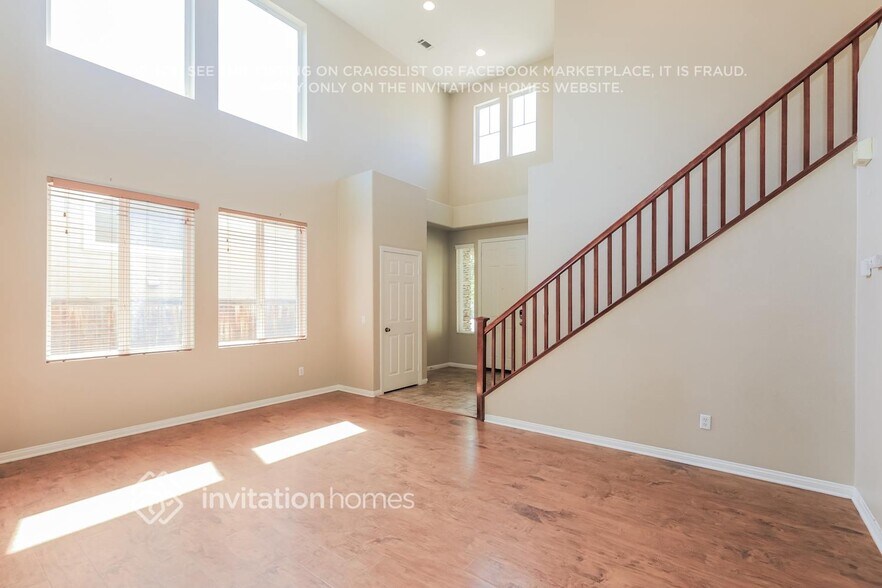 Building Photo - 1066 Queen Annes Ln