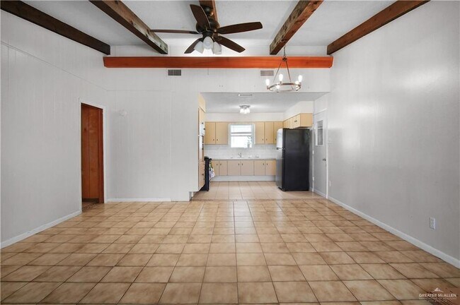 Building Photo - 109 W 22nd St