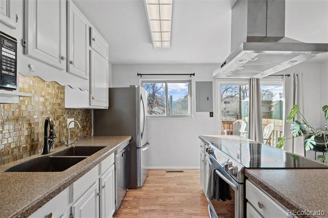 Building Photo - 1438 Laurette Dr