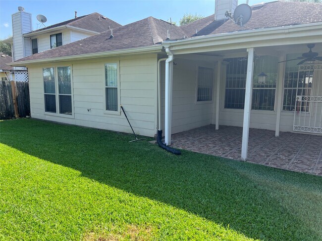 Building Photo - 11815 Balmorhea Ln