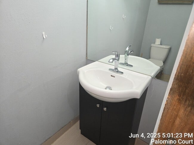 Building Photo - 6136 Palomino Ct
