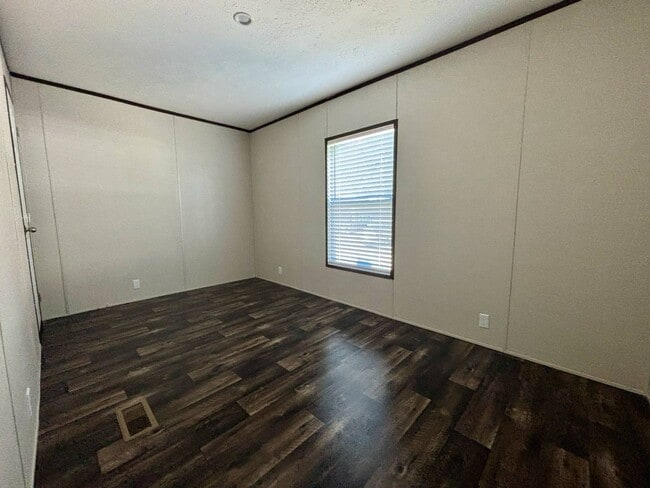 Building Photo - 2101 Ladnier Rd