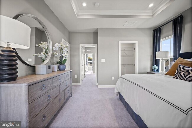 Building Photo - 171 WOODGATE Cir