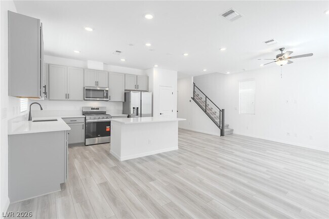 Building Photo - 6017 Fennerwick Ave