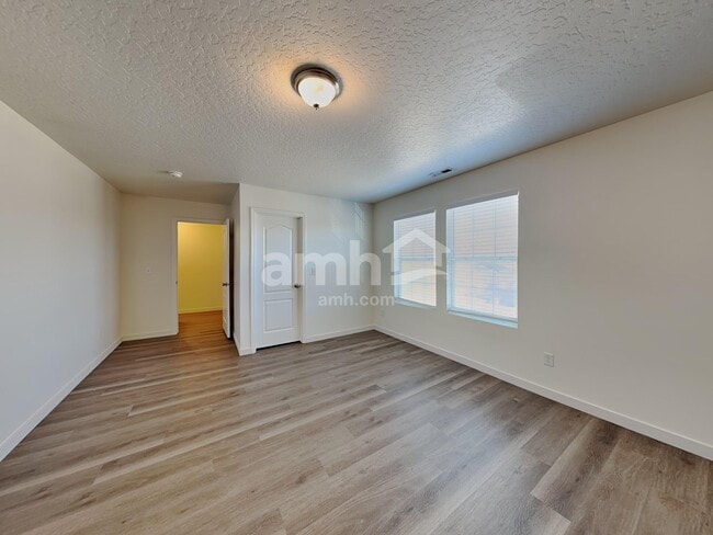 Building Photo - 2543 N Greenville Ave