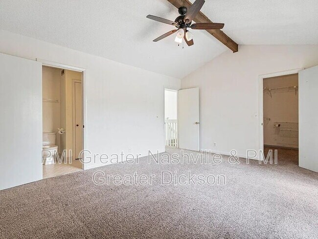 Building Photo - 717 Barlin Ct