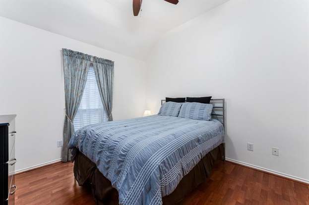 Building Photo - 21506 Willow Glade Dr
