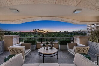 Building Photo - 7041 Fisher Island Dr