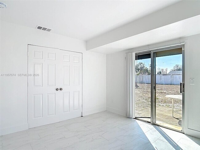 Building Photo - 4487 Pocatella Ave