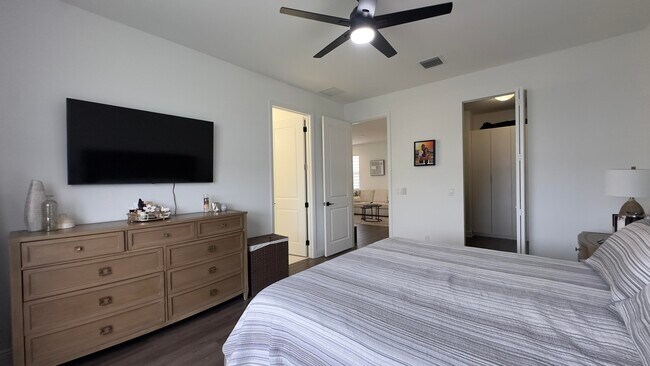 Building Photo - 16408 Sea Turtle Pl