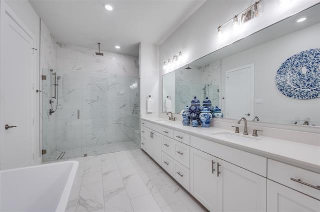 Building Photo - 9142 Prado Ln