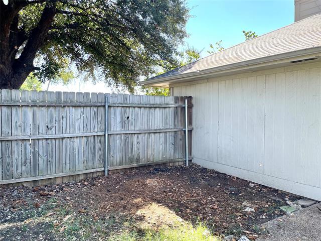 Building Photo - 8710 California Dr