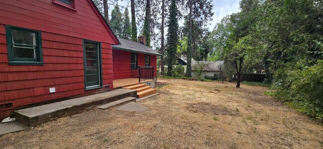 Building Photo - 12890 CA-174