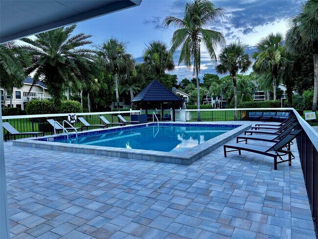 Building Photo - 11863 Wimbledon Cir