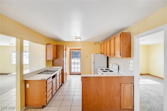 Building Photo - 203 Cimarron Ct