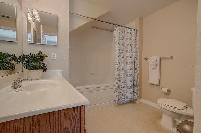 Building Photo - 4003 San Sebastian Dr