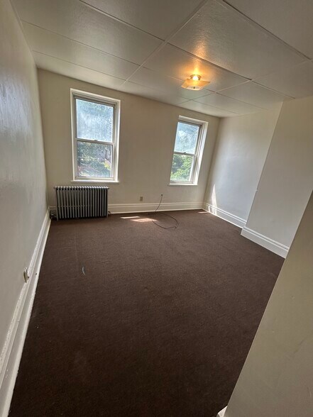 Bedroom 2 - 5 Davis Row