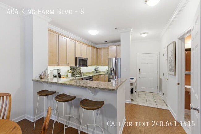 Building Photo - 404 King Farm Blvd
