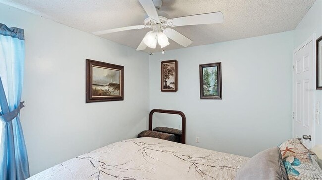 Building Photo - 13492 Dibella Ave