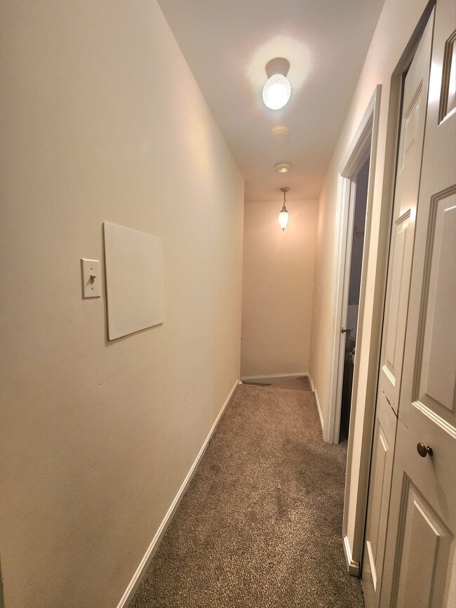Building Photo - 9689 Scotch Haven Dr