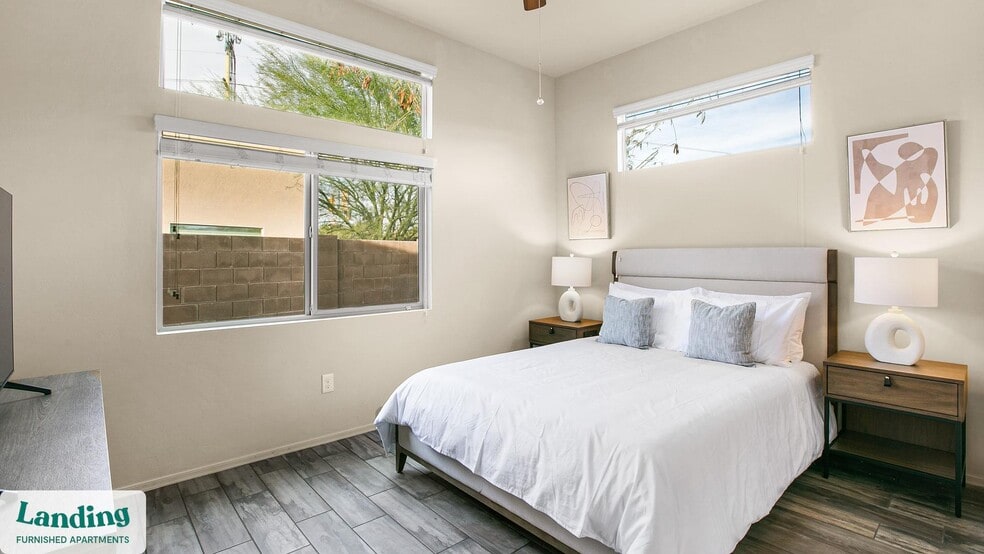 Building Photo - 13920 Mandolin Dr