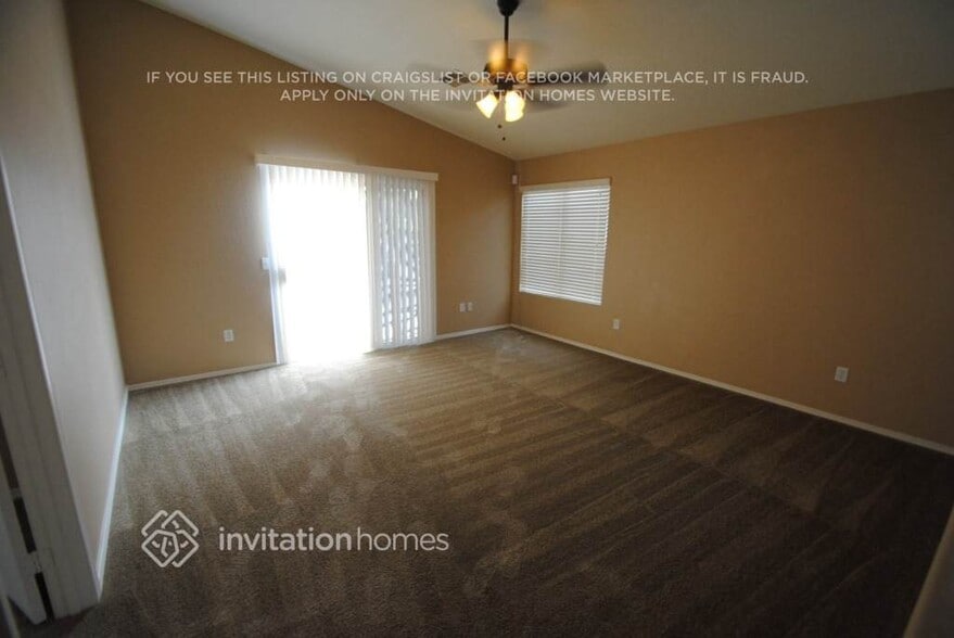 Building Photo - 13442 W Rose Ln