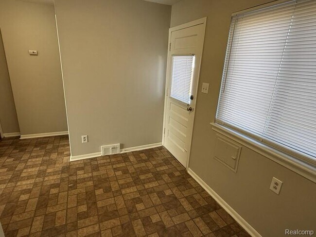 Building Photo - 29264 Tessmer Ct