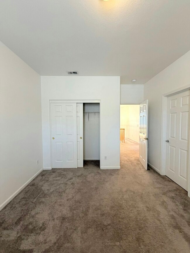 Building Photo - 2726 Marshall Ct