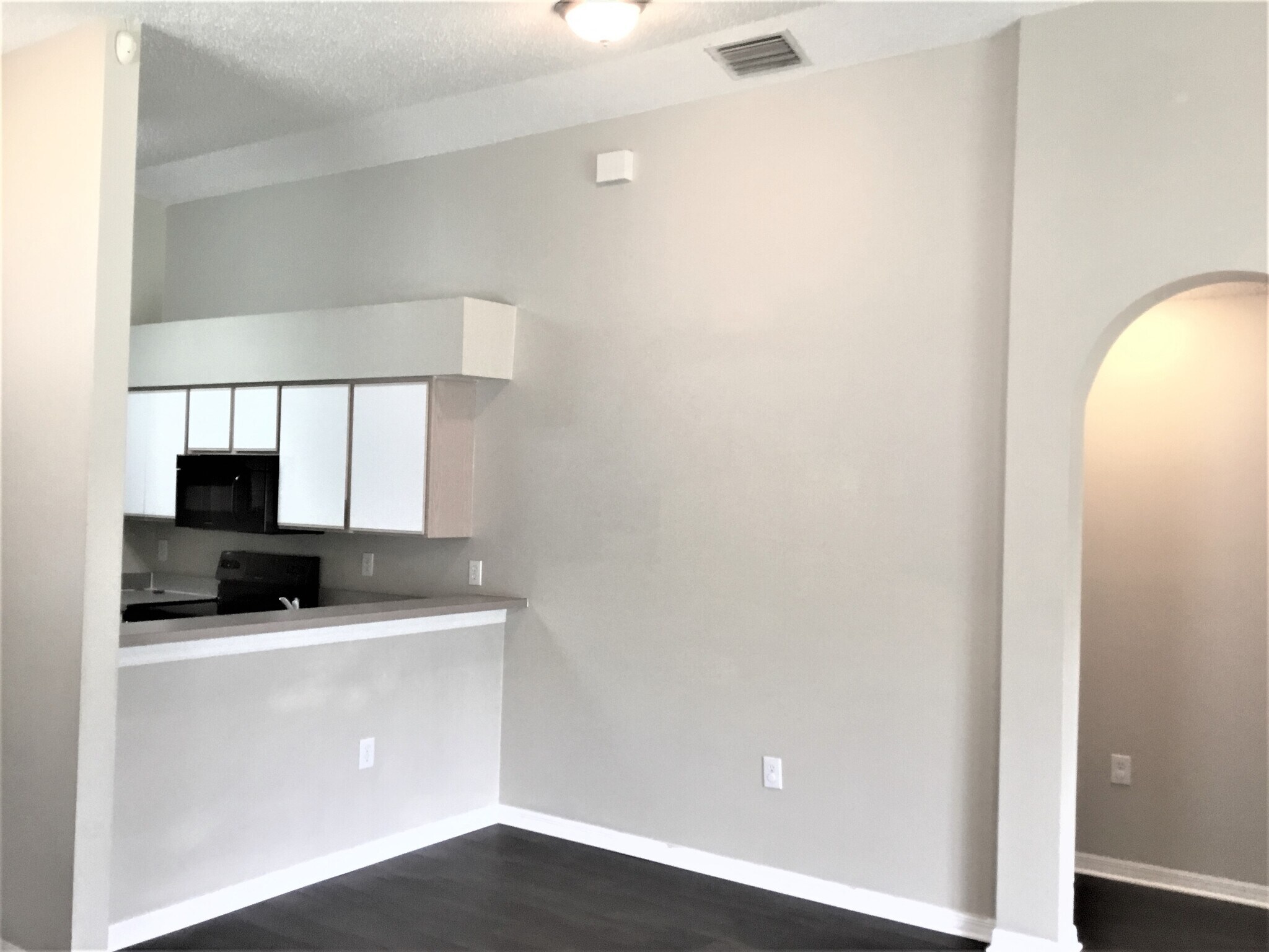 Building Photo - 519 Scarlet Maple Ct