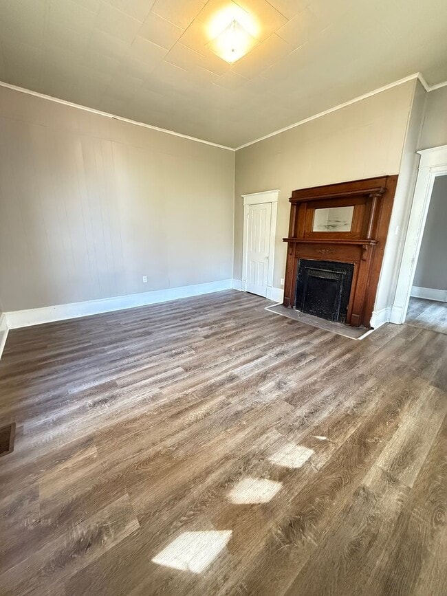 Building Photo - 2-Bedroom, 1-Bath Home in a Prime Martin Location! *REMODELED*