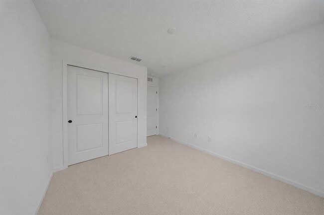 Building Photo - 1895 Pinecliff Dr