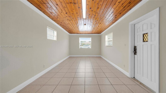 Building Photo - 5225 Mayo St