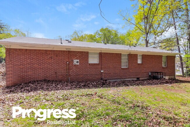 Building Photo - 416 Tanner Rd