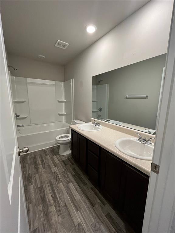 Building Photo - 85 Pointe Pl