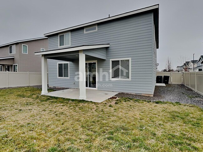 Building Photo - 1317 E Old Mesquite St