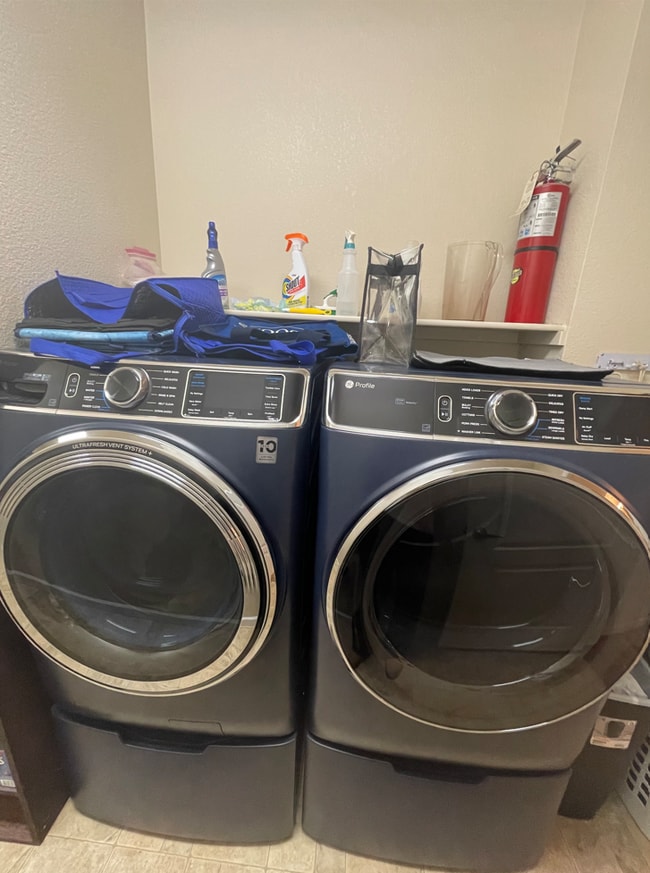 Building Photo - 11374 Xavier Dr