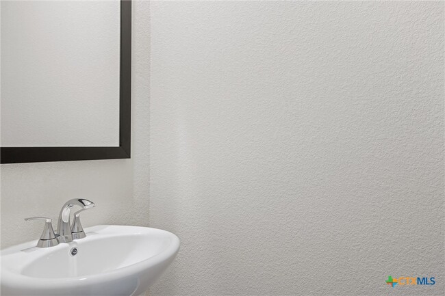 Building Photo - 12811 Village Spun Plz