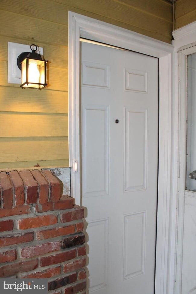 Building Photo - 1318 Kinderhook Rd