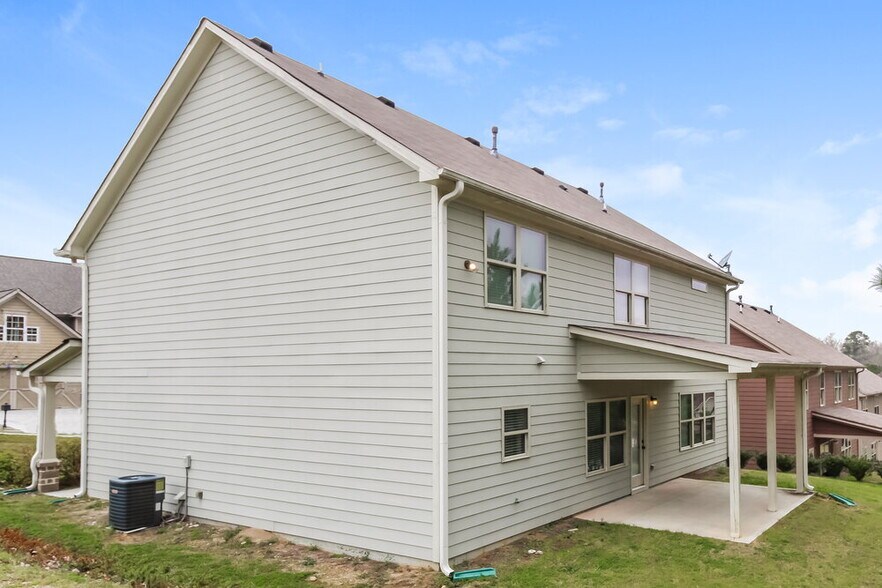 Building Photo - 2077 Juniper Ives Ct SE