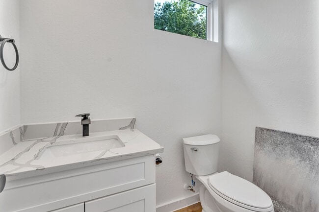 Building Photo - 6809 Conley St