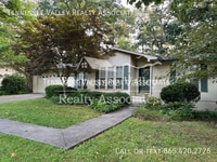 Building Photo - 1622 Colonade Rd