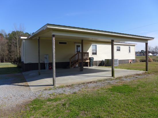 Building Photo - 1114 Grantham School Rd