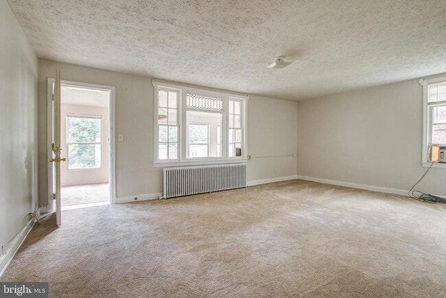 Building Photo - 6120 41st Ave