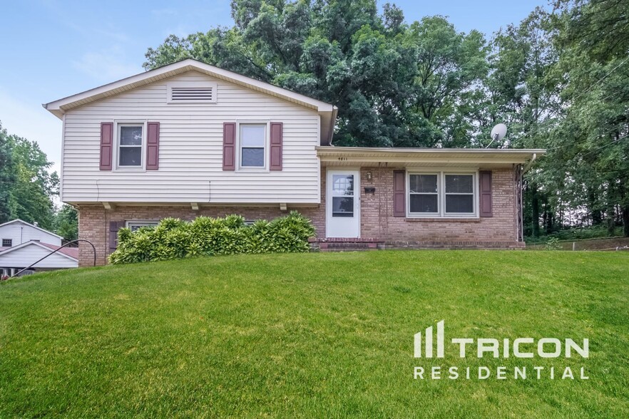 Primary Photo - 4811 Westridge Dr