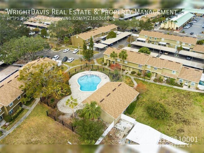 Building Photo - 6910 Soledad Ct