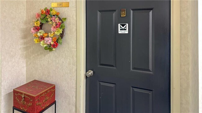 Building Photo - 475 Mount Vernon Hwy NE